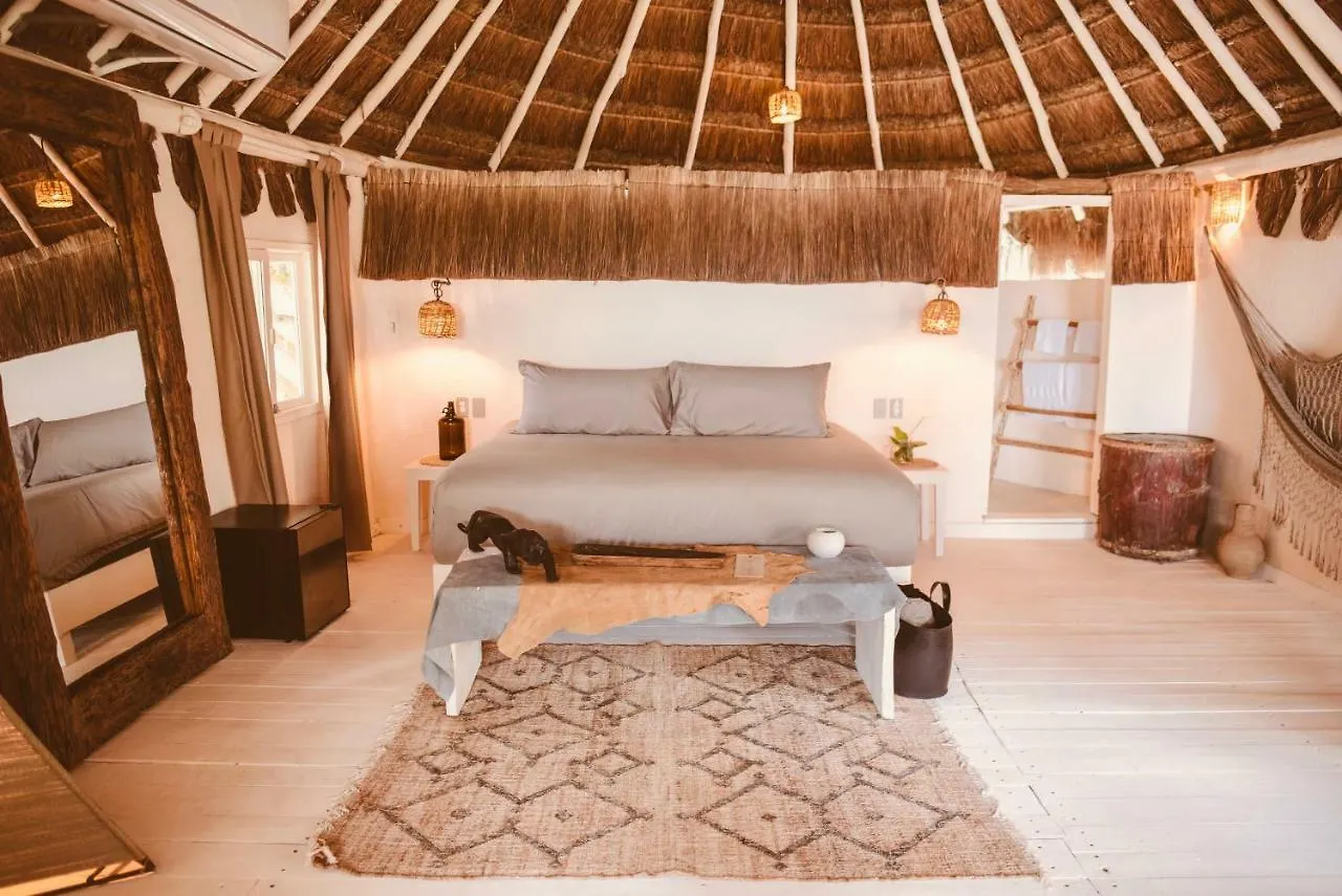 Esencial Tulum Hotel