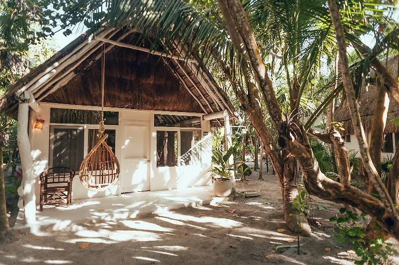 Esencial Tulum Hotel